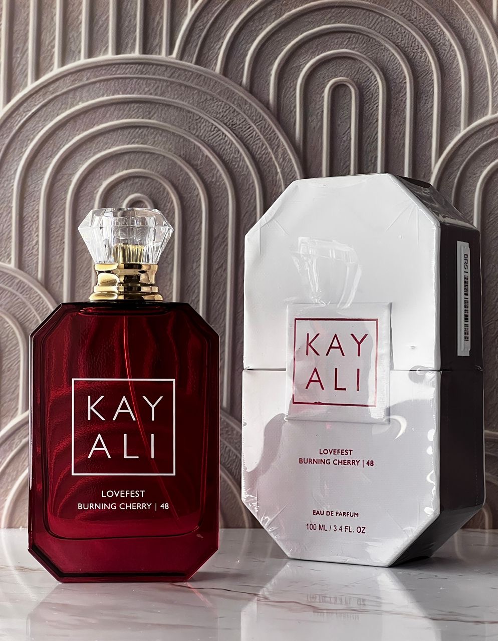 Lovefest Burning Cherry | 48 Eau de Parfum Kayali Fragrances
