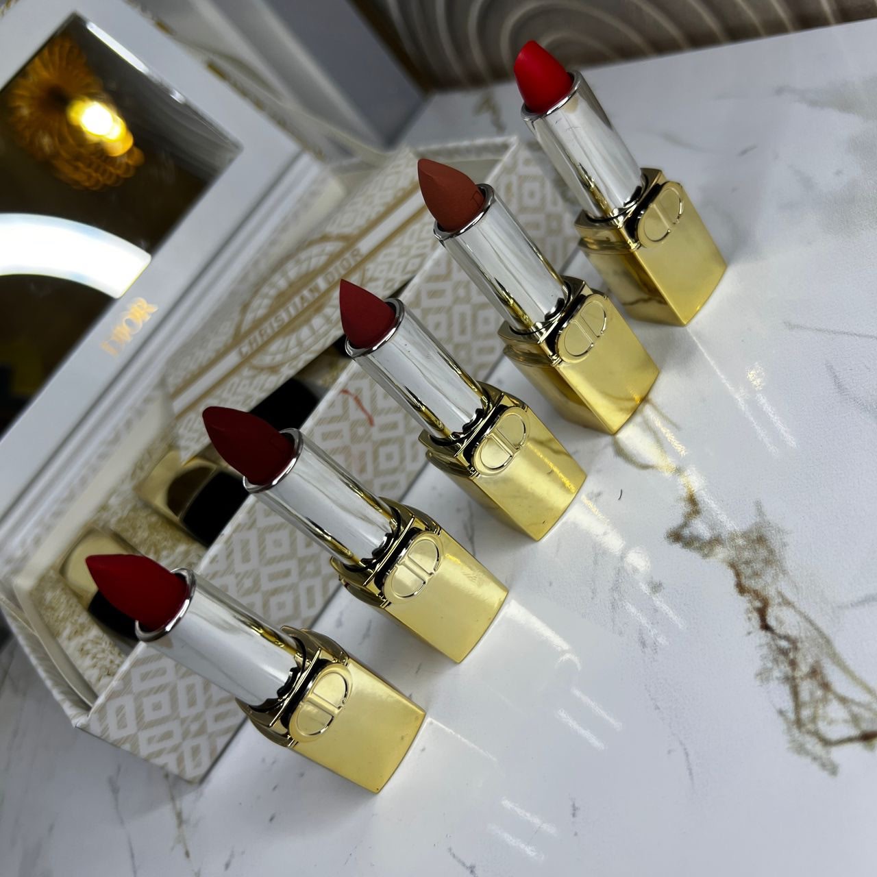 Dior doré 5 rouge à lèvres
