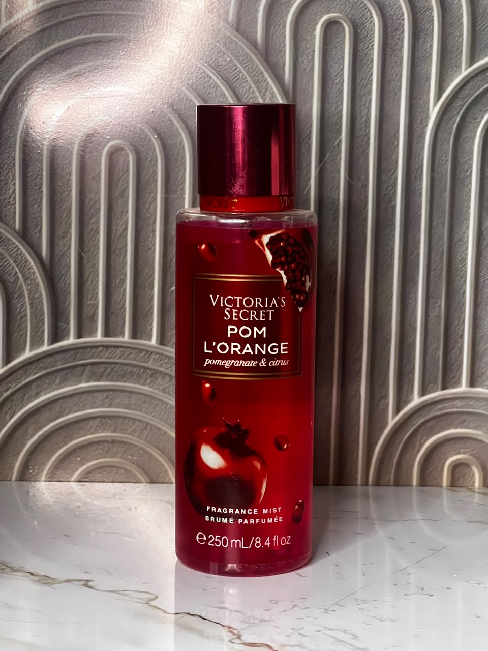 victoria secret pom Orange